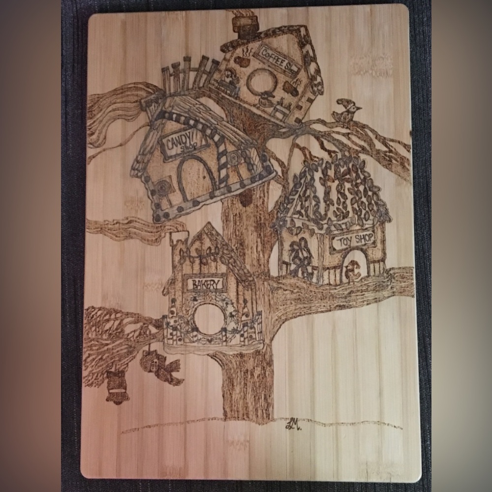 Wooden Engraved Treehouse Cutting Board